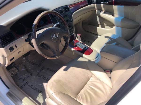*** 2002 Lexus ES300 CARFAX CERTIFIED! ONLY 121K MILES! NICE! for sale in milwaukee, WI – photo 8