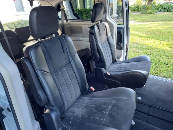 2016 Chrysler Town & Country Touring for sale in SAINT PETERSBURG, FL – photo 13