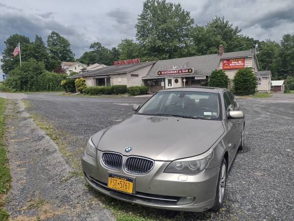 09 BMW 528X all wheel drive - - by dealer - vehicle for sale in Wallkill, NY – photo 4