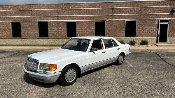 1991 Mercedes-Benz 560 SEL: 1 Owner LOW LOW Miles Well Mainta for sale in Madison, WI – photo 4