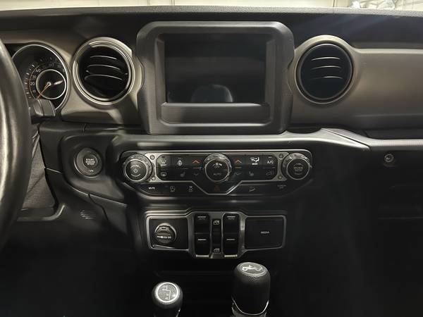 2018 Jeep Wrangler Unlimited Sport 4X4 4Dr SUV ONLY 13K Miles! for sale in Sioux Falls, SD – photo 15