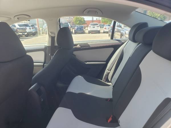 2015 Volkswagen Jetta Sedan 4dr Auto 1 8T SE w/Connectivity No for sale in South Bend, IN – photo 21