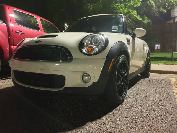2008 Mini Cooper S - cars & trucks - by owner - vehicle automotive... for sale in Fort Collins, CO