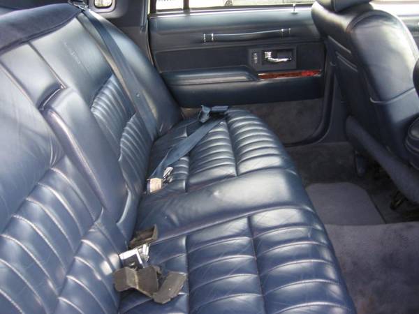 1994 Lincoln Town Car for sale in Portland, OR – photo 8