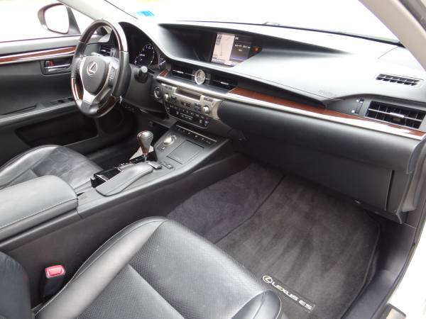 2014 Lexus ES 350 - Luxury Package 76k Miles- Very clean! ES350 -... for sale in Londonderry, VT – photo 19