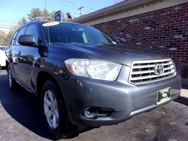 2010 Toyota Highlander Seats-8 AWD, 151k Miles, P Roof, Grey, Clean for sale in Franklin, MA
