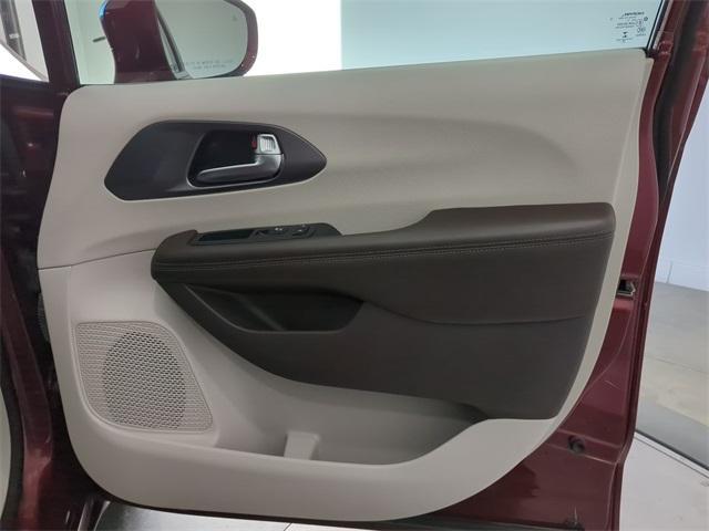 2019 Chrysler Pacifica Touring Plus for sale in Coraopolis, PA – photo 18