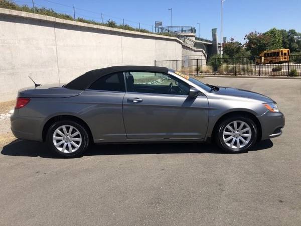 2013 Chrysler 200 Touring Convertible for sale in Redding, CA – photo 9