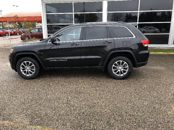 2014 Jeep Grand Cherokee Laredo 4WD - cars & trucks - by dealer -... for sale in Middleton, WI – photo 8