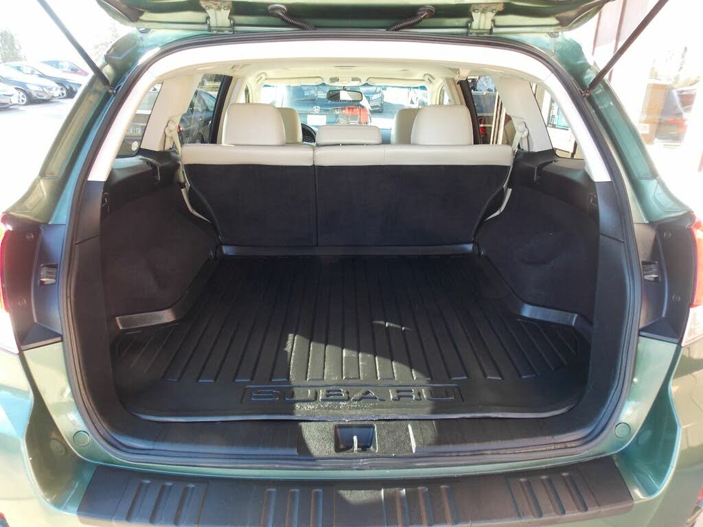 2011 Subaru Outback 3.6R Limited for sale in Cedar Rapids, IA – photo 7