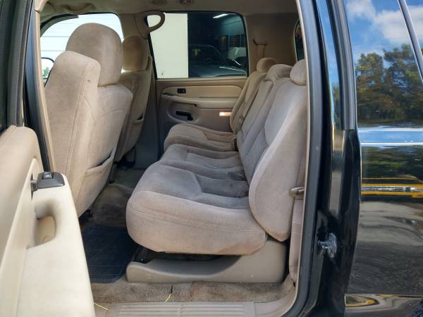 Chevy suburban 4x4 - cars & trucks - by owner - vehicle automotive... for sale in Boca Raton, FL – photo 7