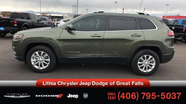 2019 Jeep Cherokee Latitude 4x4 - - by dealer for sale in Great Falls, MT – photo 9
