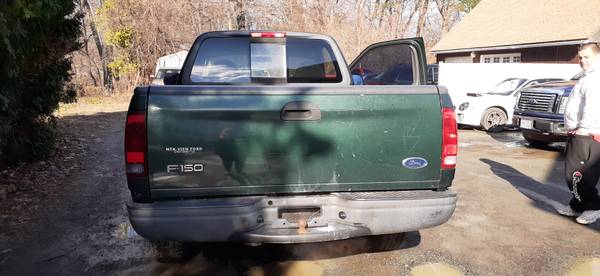 2003 Ford f150 ( 4by4) - cars & trucks - by owner - vehicle... for sale in West Springfield, CT – photo 4