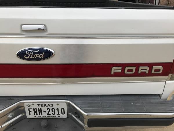 1990 Ford F-150 XLT Lariat Beautiful, New Interior, Nice Paint for sale in Addison, TX – photo 6
