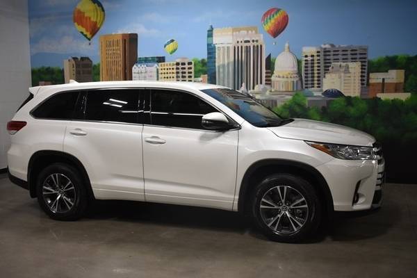 2018 Toyota Highlander LE Plus - - by dealer for sale in Boise, ID – photo 2