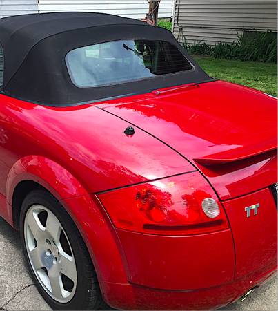 2002 Audi TT ROADSTER MINTY ! NEW PRICE - - by for sale in milwaukee, WI – photo 4