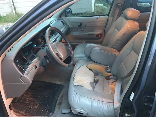 1998 Ford Crown Victoria 104k. Miles Cold Air Mint Leather LOW PRICE for sale in SAINT PETERSBURG, FL – photo 15