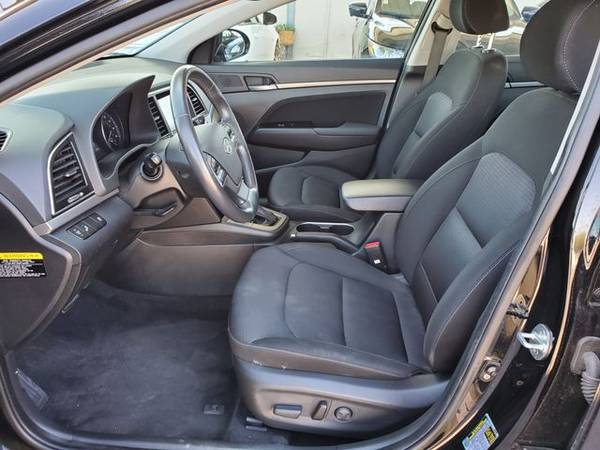 2017 Hyundai Elantra Limited Sedan 4D sedan Black - cars & trucks -... for sale in El Paso, TX – photo 11