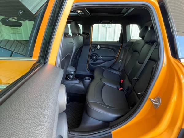 2017 MINI Hardtop 4 Door Cooper 4dr Hatchback 18, 165 Miles - cars & for sale in Bellevue, NE – photo 11