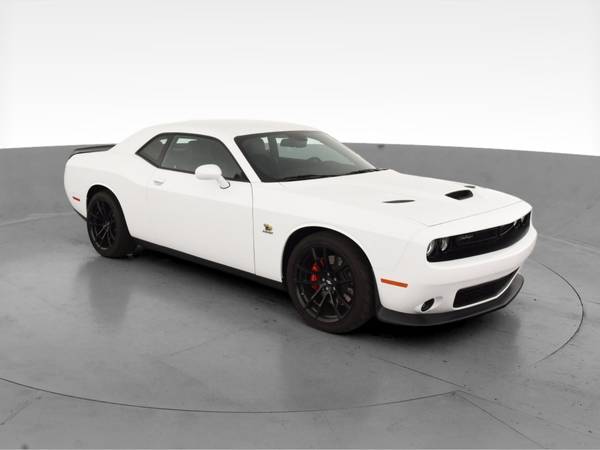 2019 Dodge Challenger R/T Scat Pack Coupe 2D coupe White - FINANCE -... for sale in Muncie, IN – photo 15