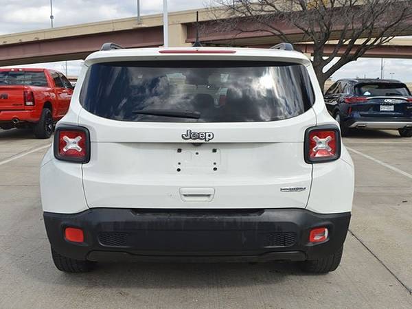 2018 Jeep Renegade Latitude - - by dealer - vehicle for sale in GRAPEVINE, TX – photo 5