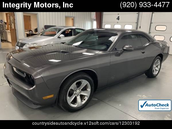 2014 Dodge Challenger SXT ***Financing Available*** for sale in Fond Du Lac, WI – photo 3
