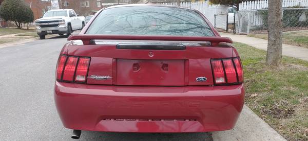 Ford mustang 2004 low miles for sale in Hyattsville, District Of Columbia – photo 4