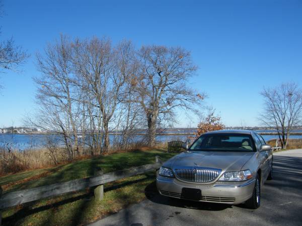 2006 Lincoln Town Car Signature Limited Leather Must Be Seen... for sale in East Providence, RI – photo 8
