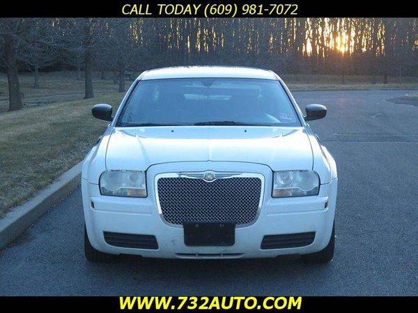 2006 Chrysler 300 Base 4dr Sedan - Wholesale Pricing To The Public! for sale in Hamilton Township, NJ – photo 5