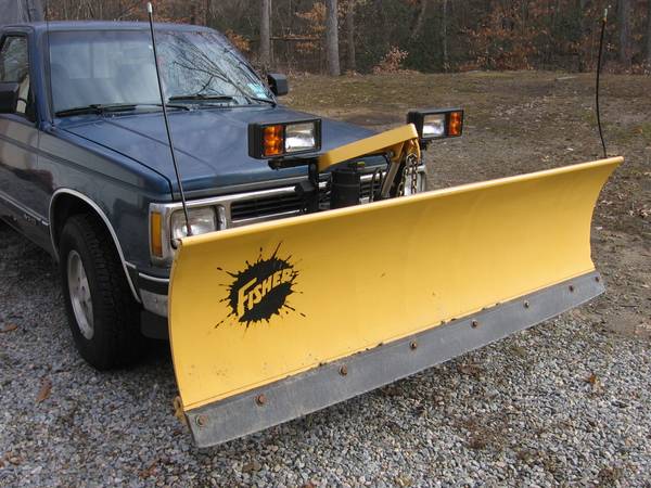 1991 Chevy S10 4x4 Yard Snow Plow Truck for sale in Killingworth, CT