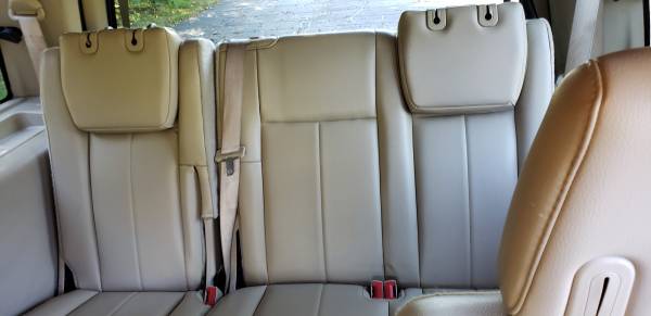 2011 Ford Expedition XLT - Leather - 3rd Row - Fiancing & Warranty - for sale in Danville, MA – photo 9