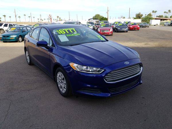 2013 Ford Fusion S FREE CARFAX ON EVERY VEHICLE for sale in Glendale, AZ