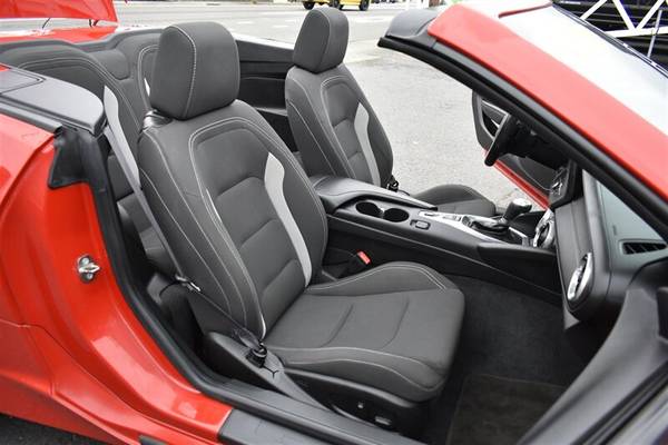 2017 CHEVROLET CAMARO LT RS CONVERTIBLE 50TH ANNIVERSARY 45K AUTO -... for sale in Gresham, OR – photo 24