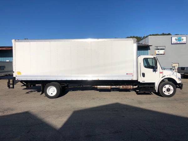 2012 Freightliner M2 24' Box Truck W/ Liftgate #6407 for sale in East Providence, RI – photo 4