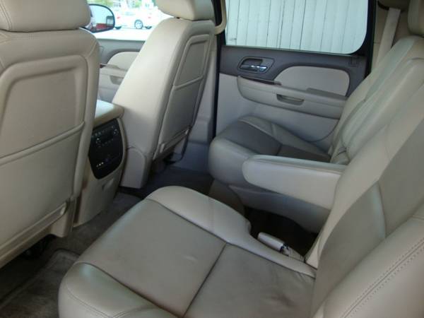 2013 Chevrolet Suburban 1500 LTZ for sale in Houston, TX – photo 7