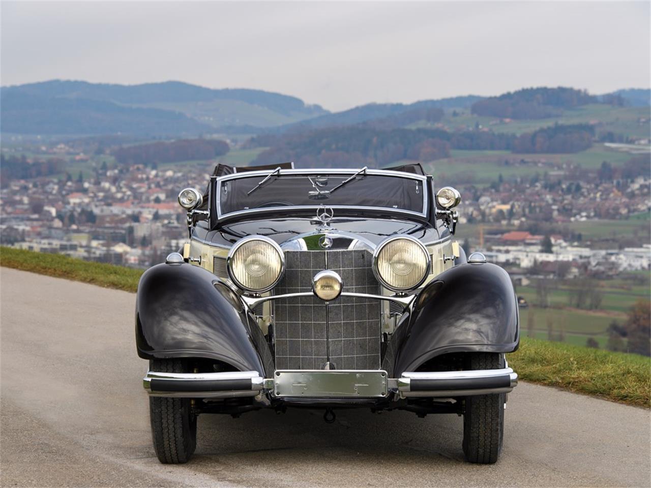 For Sale at Auction: 1937 Mercedes-Benz 540K Cabriolet for sale in Essen, Other – photo 7