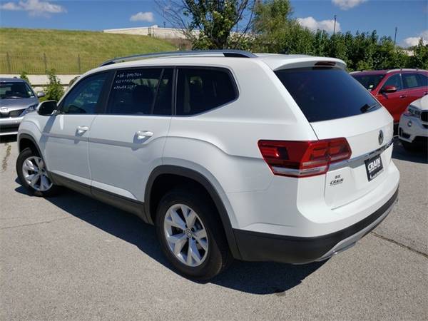 2018 VW Volkswagen Atlas SE suv Pure White for sale in Fayetteville, AR – photo 9