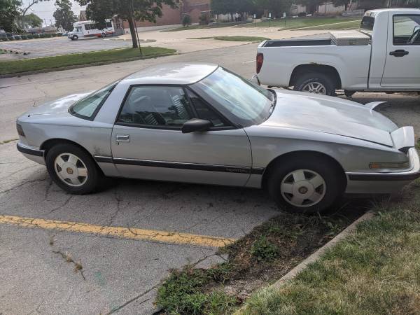 1989 Buick Reatta for sale - cars & trucks - by owner - vehicle... for sale in Rantoul, IL – photo 4