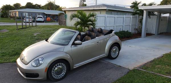 2014 VW beetle convertible 1.8T $8400 for sale in Fort Lauderdale, FL – photo 5