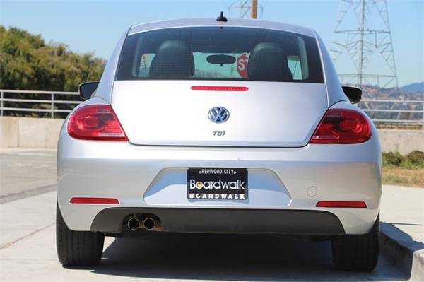 2014 VW Volkswagen Beetle 2.0 TDI hatchback Reflex Silver Metallic for sale in Redwood City, CA – photo 7