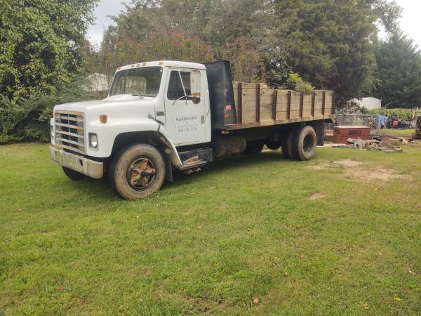 Dump Truck, single axle for sale in Morganton, NC