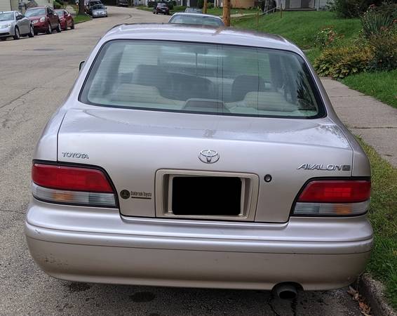 1996 Toyota Avalon XLS for sale in Dubuque, IA – photo 2