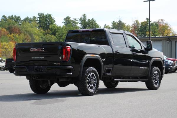 2021 GMC SIERRA 2500 HD AT4 CREW CAB - - by dealer for sale in Middlebury, VT – photo 5