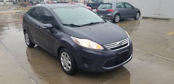 2013 Ford Fiesta SE 1.6L 4cyl. Automatic 89,000 miles - cars &... for sale in Lincoln, NE – photo 3