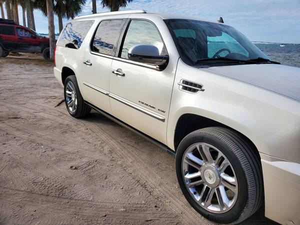 Cadillac Escalade ESV - FL OWNED - LUXURY COLLECTION - VERY CLEAN! for sale in Sarasota, FL – photo 10