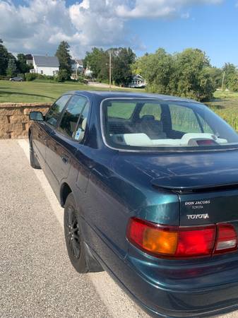 Toyota Camry 1996 220, 700 mi Runs Great Green with Burgundy Hood for sale in Random Lake, WI – photo 7