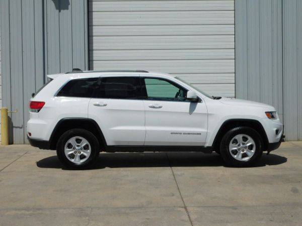2016 Jeep Grand Cherokee Laredo 4WD - MOST BANG FOR THE BUCK! for sale in Colorado Springs, CO – photo 7
