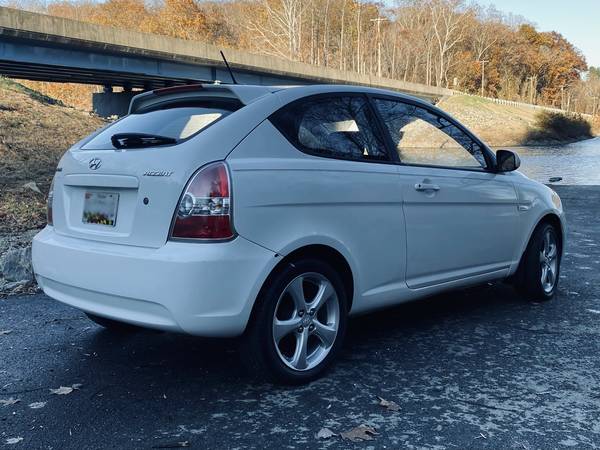 2010 Hyundai Accent GS Hatchback for sale in Columbia, District Of Columbia