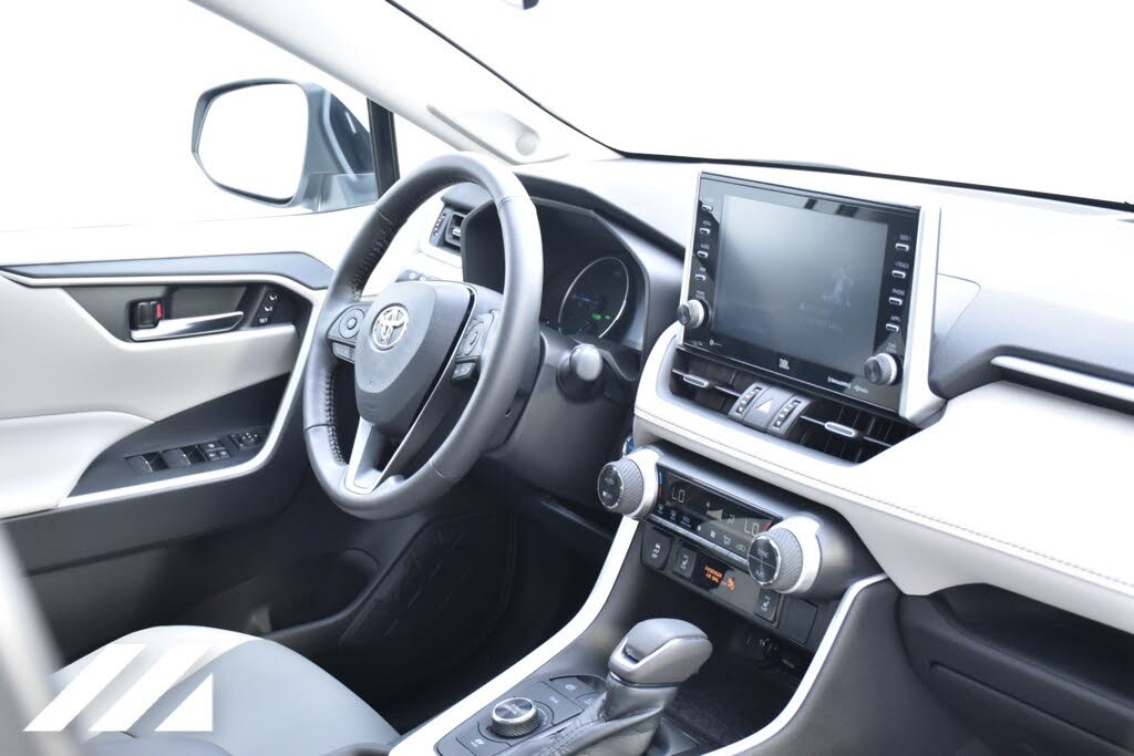 2022 Toyota RAV4 Hybrid XLE Premium AWD for sale in Saint Paul, MN – photo 16