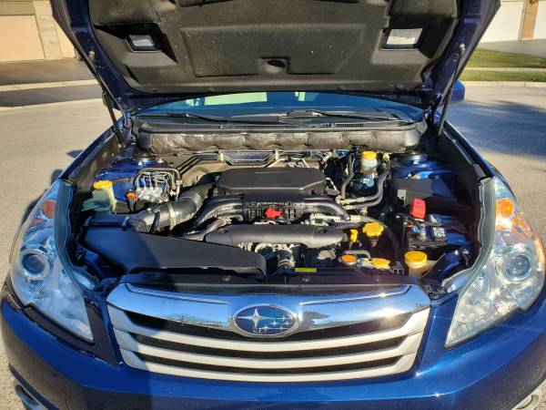 2011 Subaru Outback Premium AWD - Great Condition / Timing Belt Done... for sale in Carol Stream, IL – photo 21